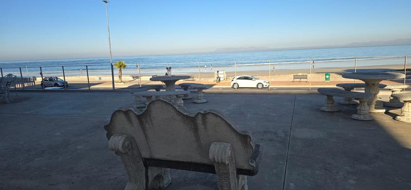 To Let 3 Bedroom Property for Rent in Strand Western Cape